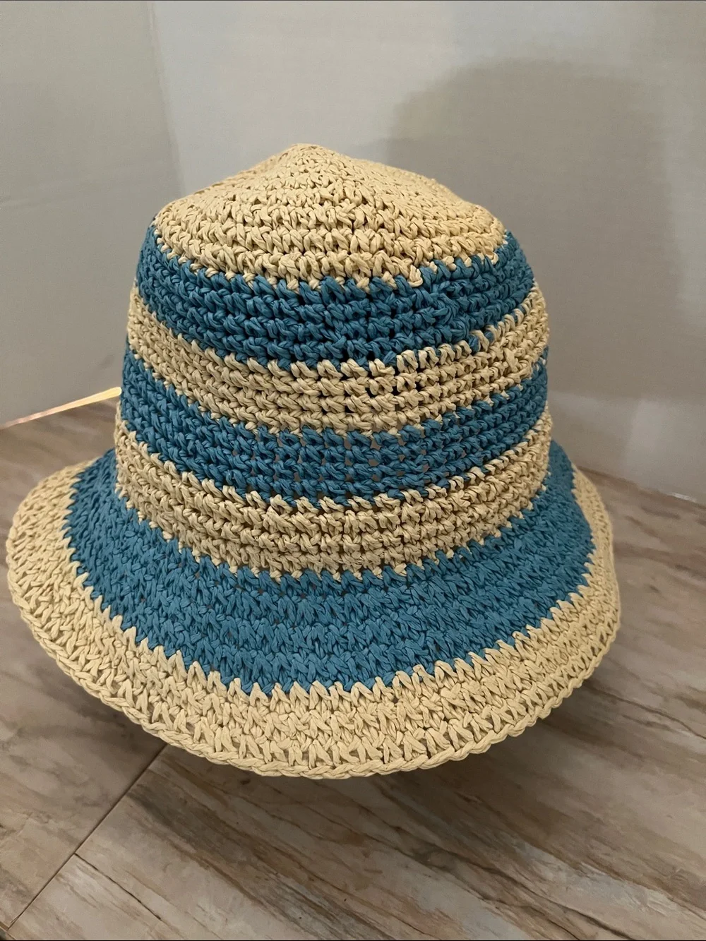 H&M Blue and Cream Striped Crochet Bucket Sun Hat Sz S